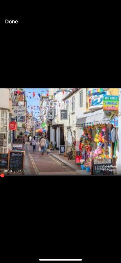 Готель Weymouth Bay Preston  Екстер'єр фото